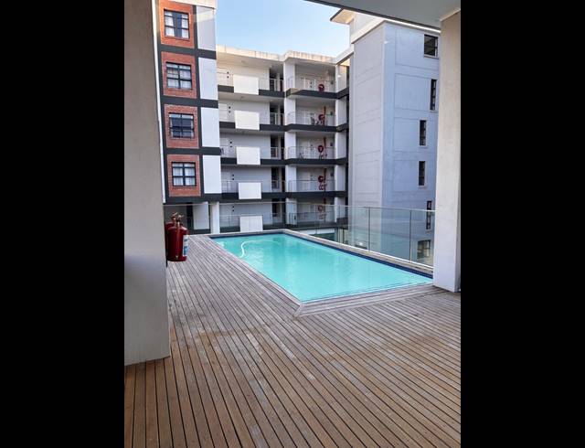 2 BEDROOM APARTMENT FOR SALE IN UMHLANGA RIDGE